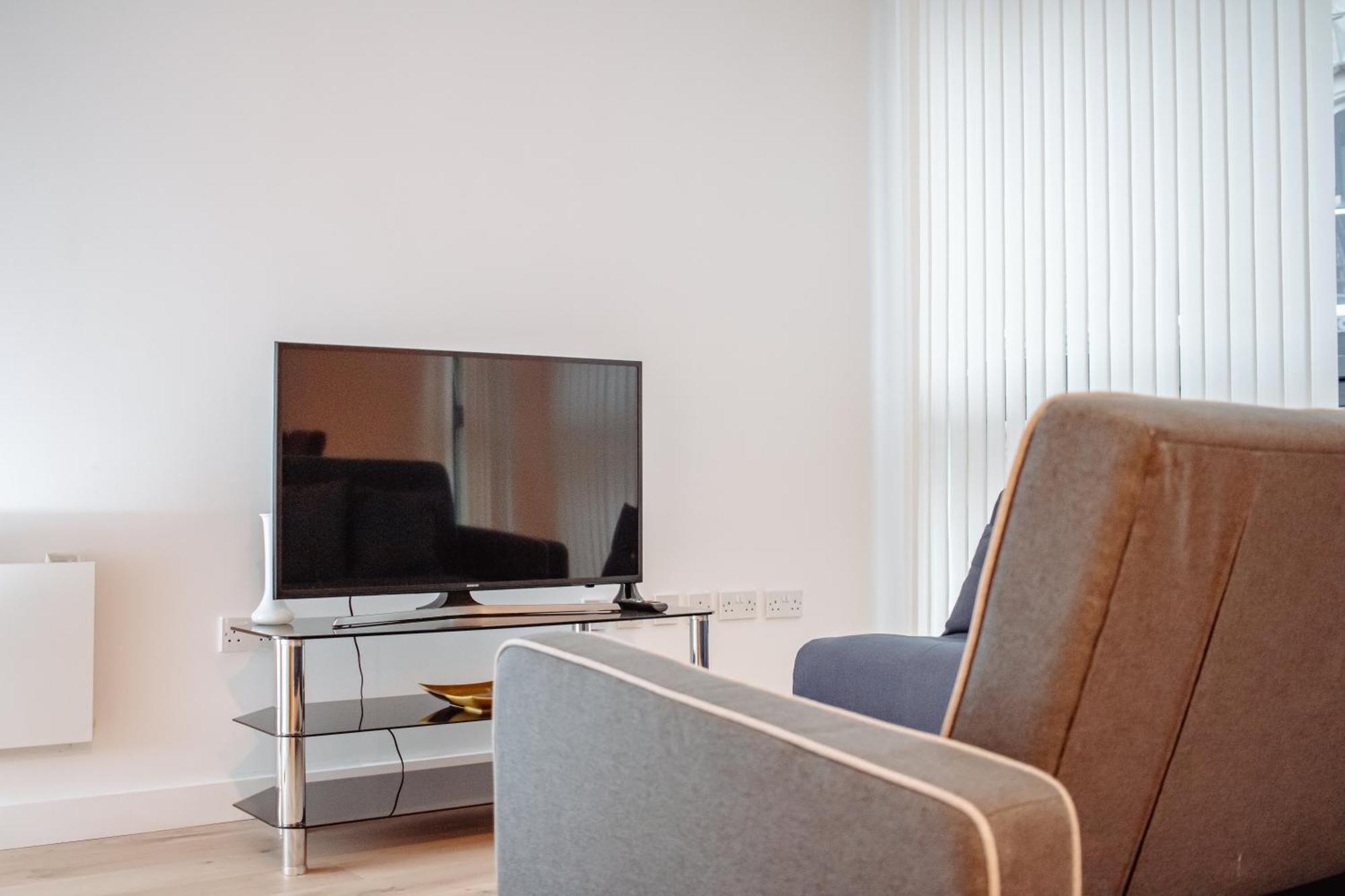 Central & Spacious, Sleeps 8, Perfect For Groups リーズ エクステリア 写真